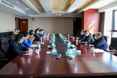 嘉兴市委副书记王涛一行调研pp电子纸业